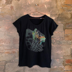 Floating On A Moment Colour Female Scoop Neck Black T-shirt